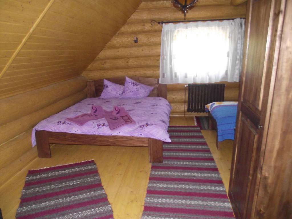 Cabana Piatra Runcului Vatra Moldoviţei Quarto foto